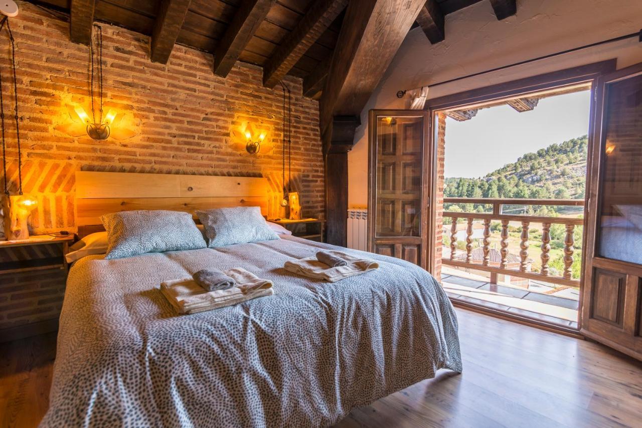 El Nido Del Mirlo Villa Casarejos Exterior photo
